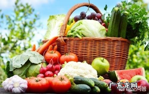 凉皮不放辣只有调味汁配料放面筋黄瓜胡萝卜热量会高吗？