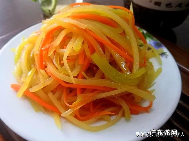 红萝卜炒鸡丁的家常做法 宫保鸡丁和红萝卜一块的家常做法?