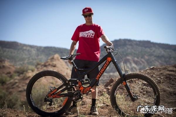 捷安特自行车和闪电自行车哪个好?