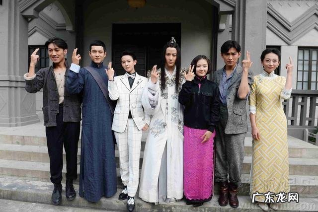 哪些女明星是“天鹅颈”?