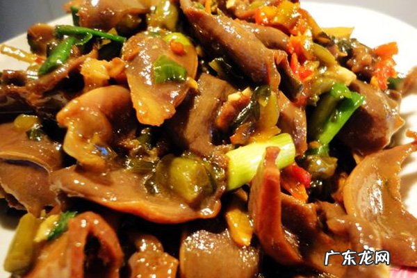 泡椒炒鸡胗的做法 鸡胗买回来怎么处理