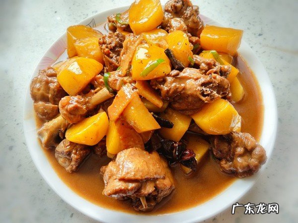 土豆炖鸭肉怎么做好吃 土豆炖鸭肉热量高吗