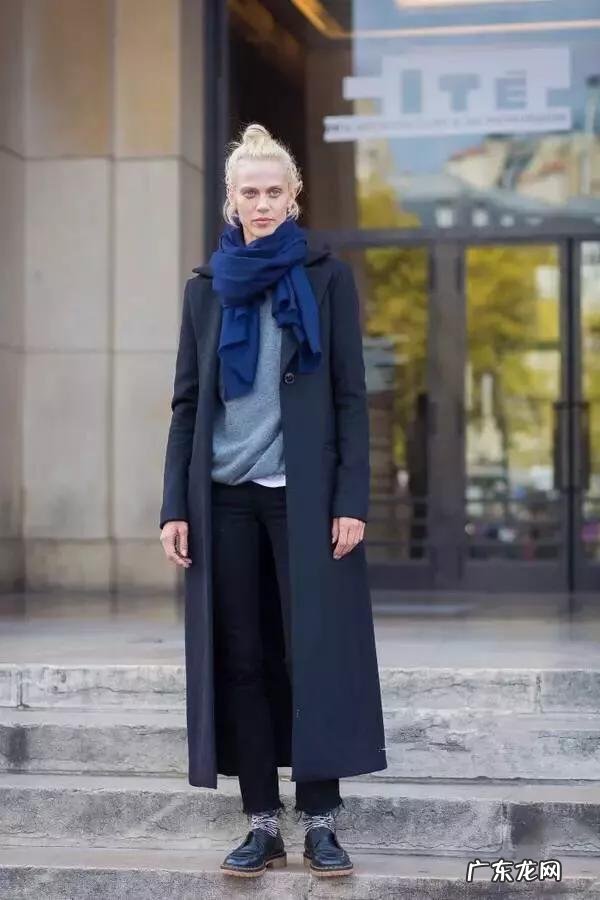 牛仔裤怎么搭配袜子好看？