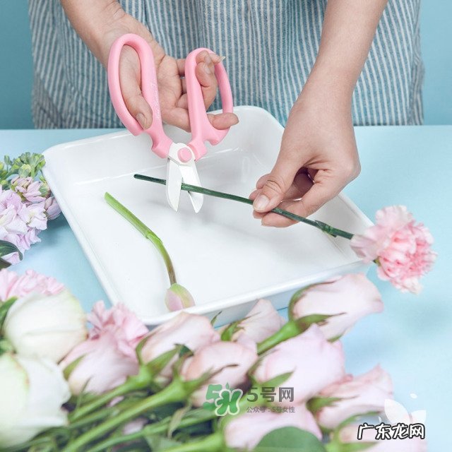鲜花怎么保存时间长 鲜花怎么保鲜