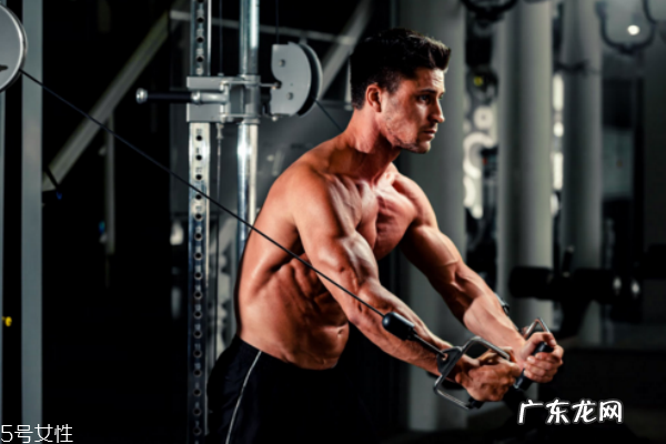 什么时候练腹肌最好 马甲线的锻炼方法