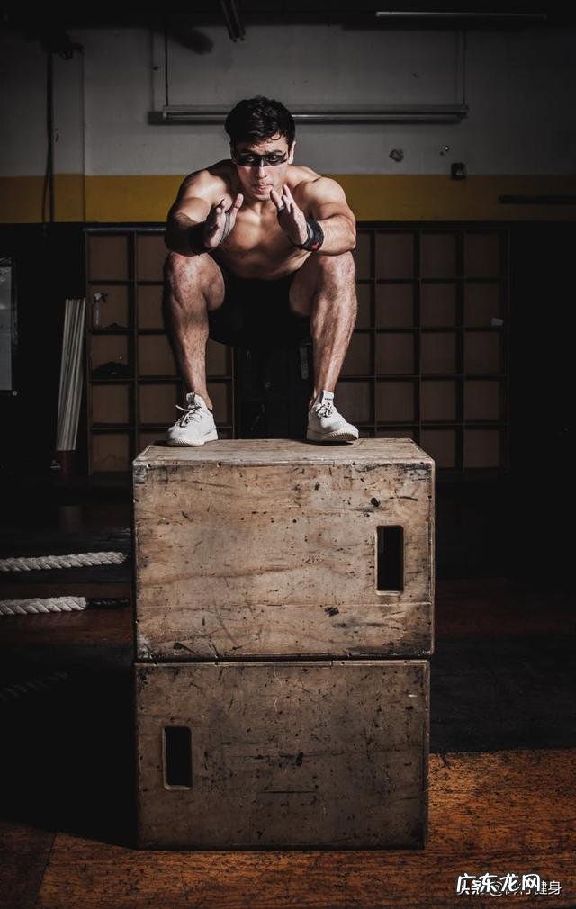 求健身食谱!想把脂肪刷下来,肌肉不要掉的太多,跪求?