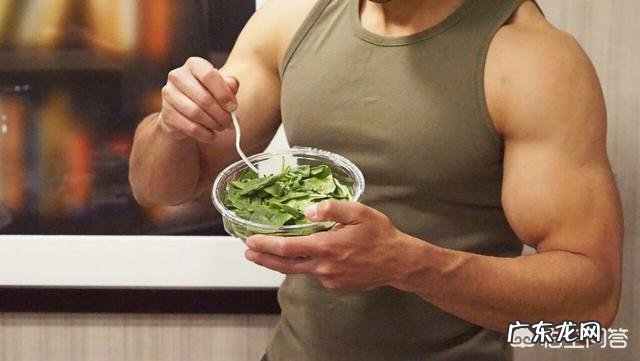 减肥期间,如何处理节食与美食之间的矛盾?