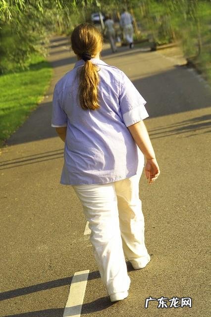 坚持慢跑会对膝关节影响大吗