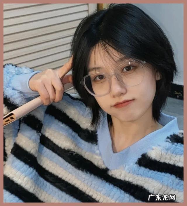 大脸短发发型2019气质短发 适合大脸的短发发型2019