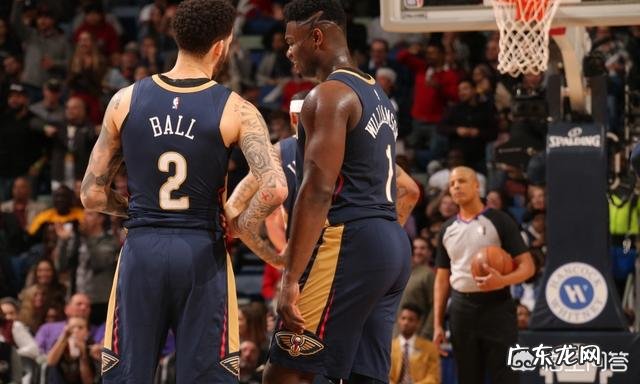 锡安在场四分钟接不到球,霍勒迪是否与其不兼容?