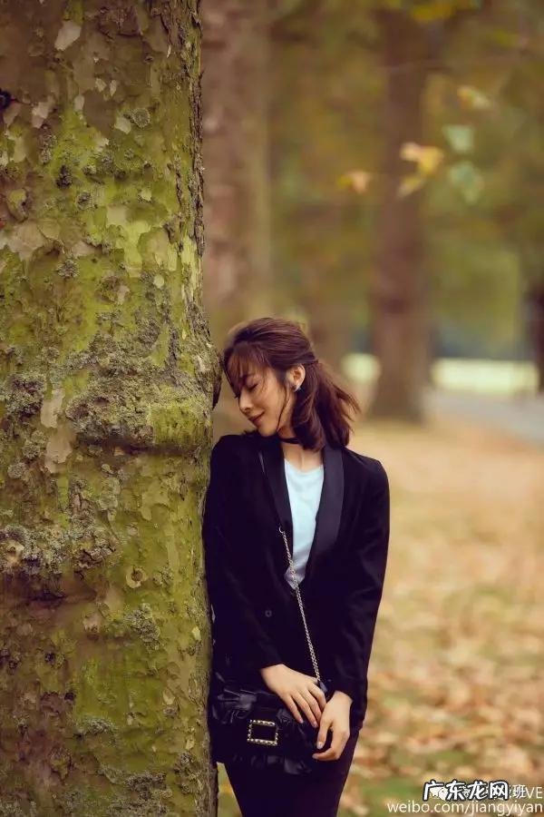 美国心脏病学会:玩手机超五小时增加肥胖风险,你每天会玩多久?