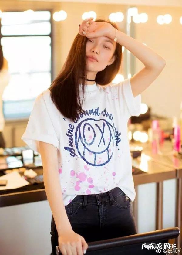 美国心脏病学会:玩手机超五小时增加肥胖风险,你每天会玩多久?