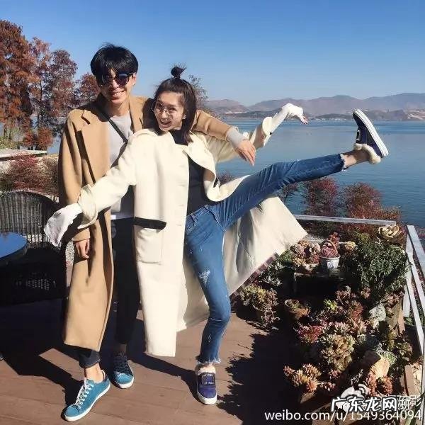 美国心脏病学会:玩手机超五小时增加肥胖风险,你每天会玩多久?