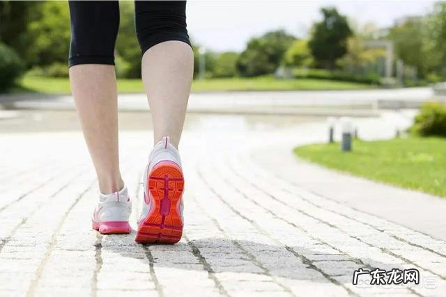 你觉得患癌症是基因的原因，还是后天生活习惯的原因为什么