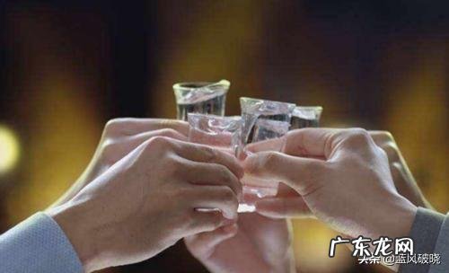 俄罗斯人有哪些特殊的生活习惯和饮食习惯?