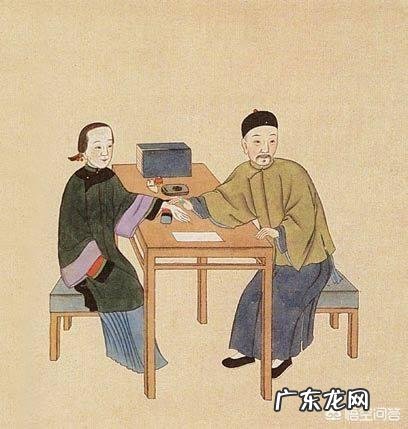 想开一家药店怎么加盟 想开一家药店,是加盟好还是自己做好要准备些什么