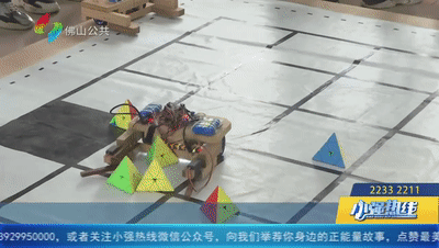 酷炫!南海教师花费七年心血,研发出独家魔方机器人