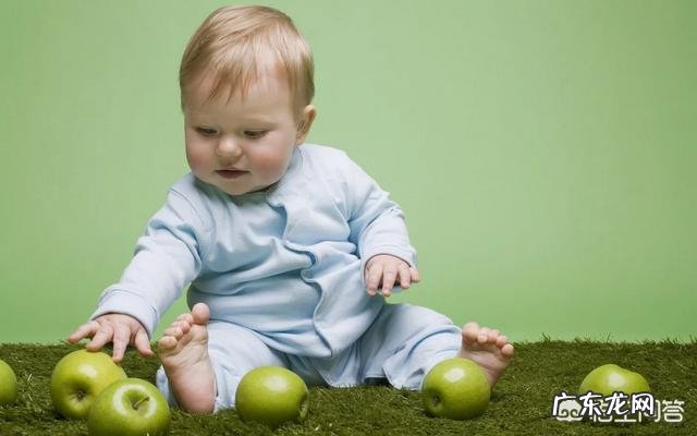 宝宝14天,已经2天没有拉屎了,这正常吗? 15天的宝宝3天没有大便正常吗