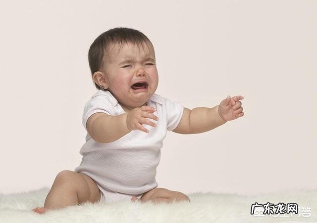 宝宝14天，已经2天没有拉屎了，这正常吗？ 15天的宝宝3天没有大便正常吗