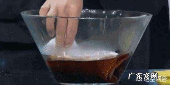 去黑眼圈细纹效果好的眼霜 有哪些去黑眼圈、淡化细纹的眼霜,可以推荐