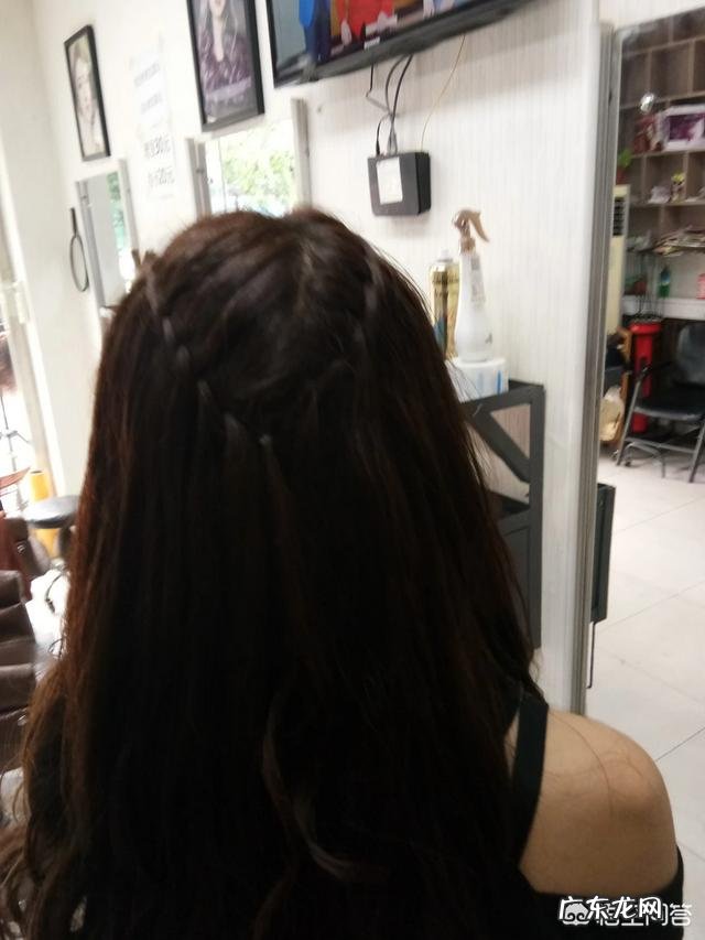 人身体上有痣的地方大多会长体毛为什么