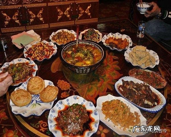 藏族的风俗习惯和特点是什么?