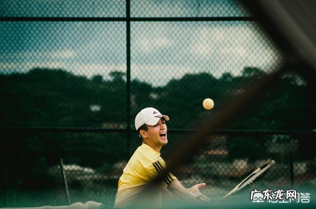 晚上饿肚子会燃烧脂肪吗? 晚上在家怎么锻炼身体