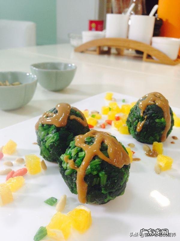 经常玩手机的人,多吃些什么好?