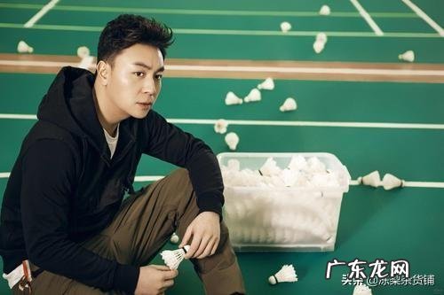 王一博颜值巅峰发色 为什么王一博的颜值忽高忽低？