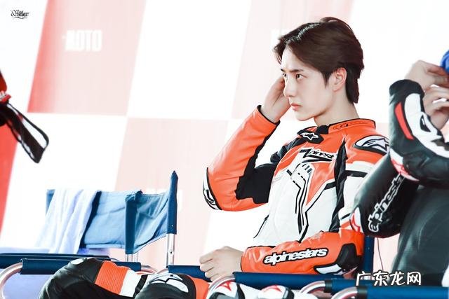 王一博颜值巅峰发色 为什么王一博的颜值忽高忽低?