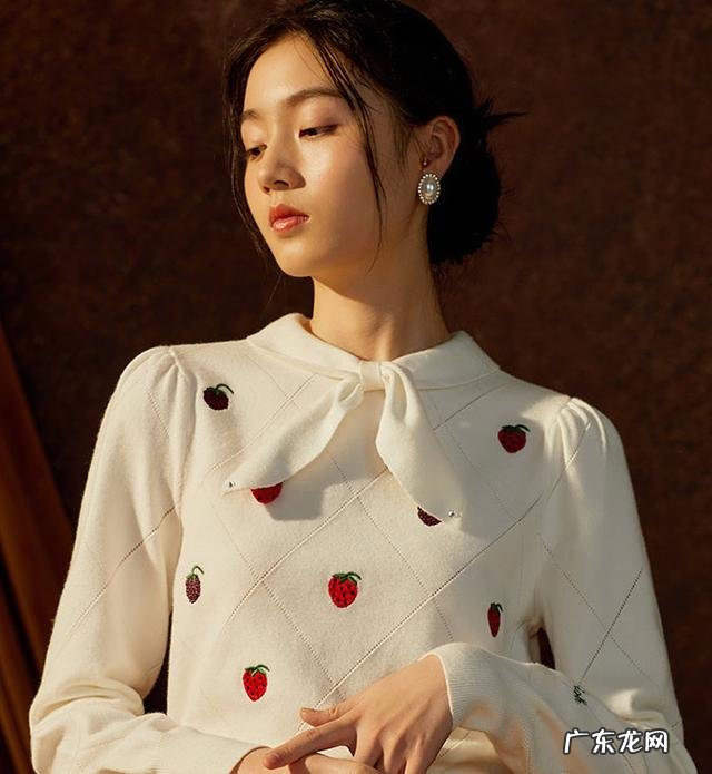 甜骚风穿搭 学院风穿搭适合什么年龄穿