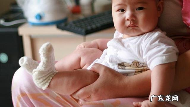 月子为了母乳发胖到没朋友,如何照顾宝贝