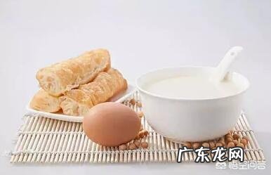 大豆可以和鸡蛋一起吃吗？