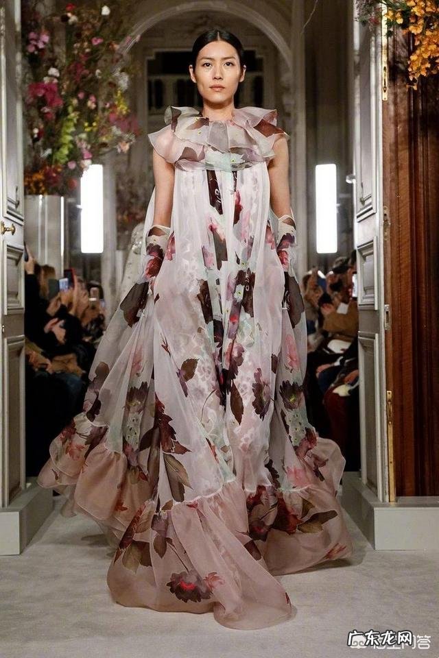 米兰达·可儿在维密秀上都给我们带来过哪些精彩瞬间?