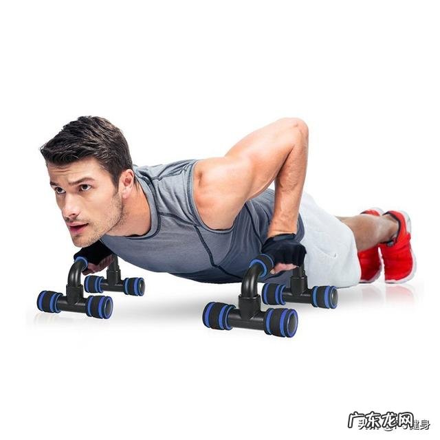 在家健身哑铃练胸 五十岁男，在家中健身选择多重的哑铃合适？