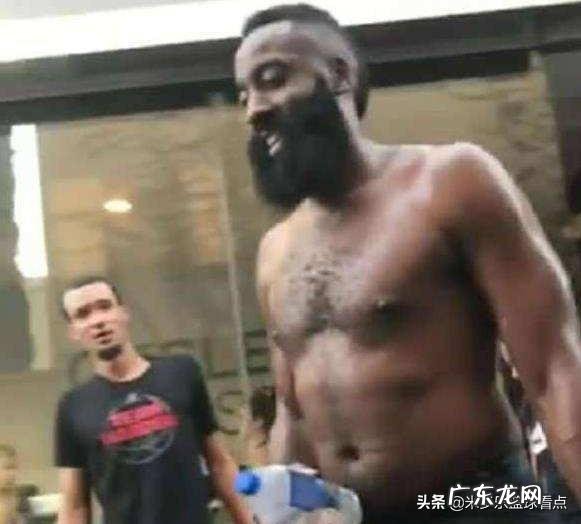 库里防守端被针对，同样守弱的哈登为什么不会被轮流打？