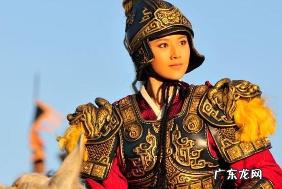 古代还有其他诗人写出类似《琵琶行》和《长恨歌》的叙事文吗?