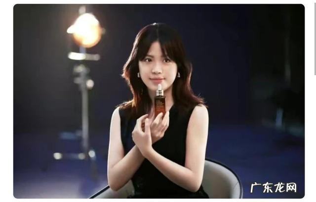 杨倩接代言后又和薇娅合作直播引发热议,你怎么看?