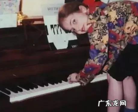 雷母变女神,Lady Gaga如何用瑜伽逆袭?