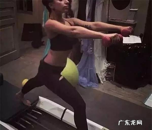 雷母变女神,Lady Gaga如何用瑜伽逆袭?