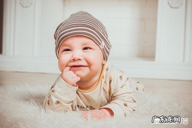 大便稀怎么回事肚子不胀 大便总是稀的，但肚子一点也不痛是怎么回事？