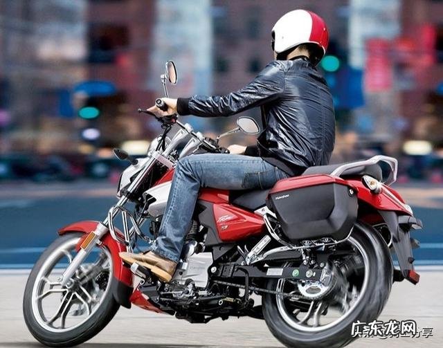 身高175,体重一百公斤的肌肉胖子适合骑什么摩托呢