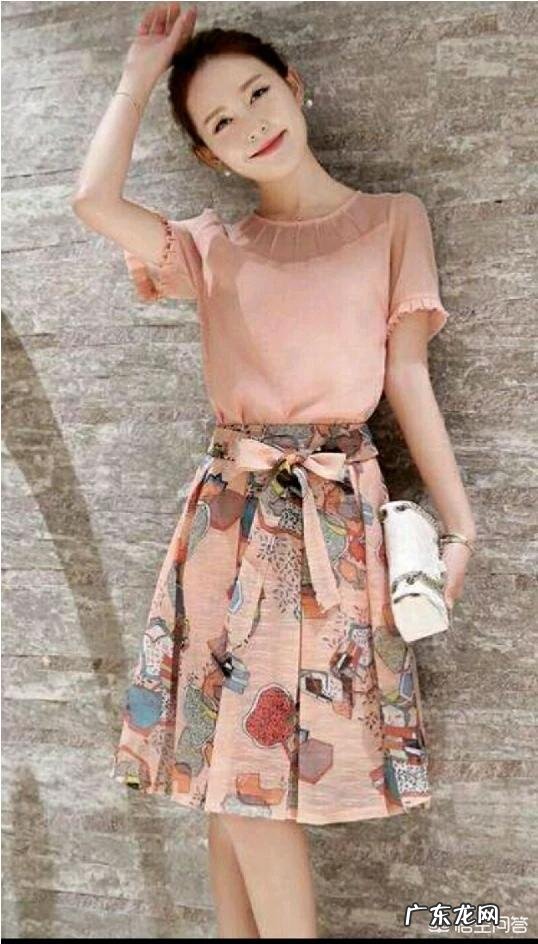 上身瘦腿粗的穿衣搭配 上身瘦,腿粗胯大的女生,穿衣怎么搭配?