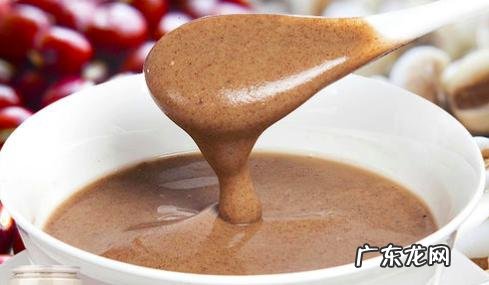 我肤色很黄，要如何美白？