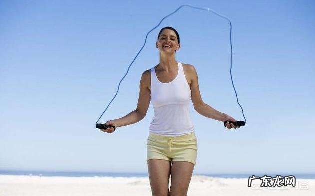 每天半小时跳绳会瘦吗 每天晚上跳绳半小时,能瘦吗?