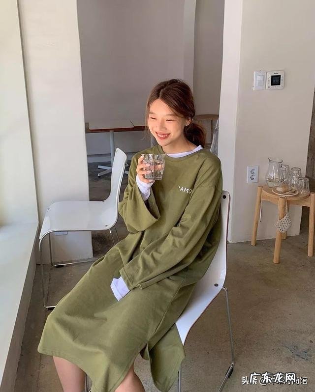 春夏怎样穿搭时尚高级 春夏季怎么穿才能时尚不重样