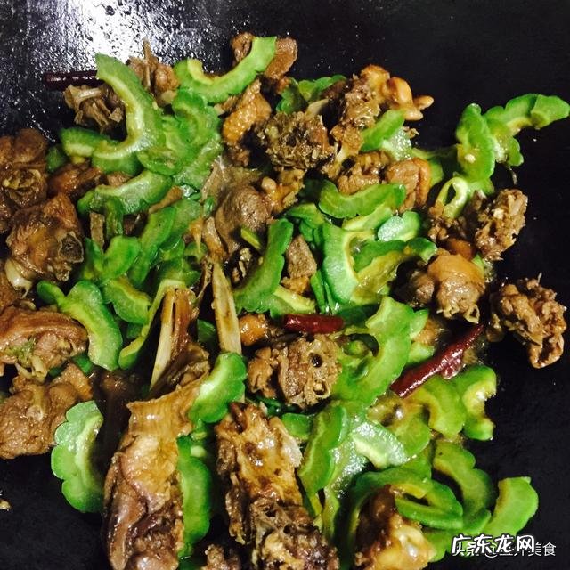 苦瓜肉片汤的做法是什么?