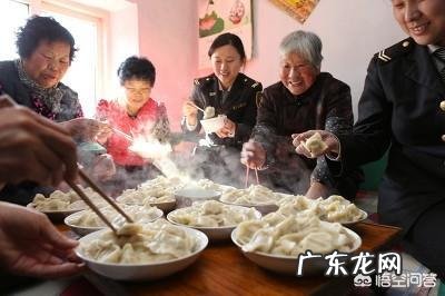晚餐吃12个肉饺子1个烧饼会不会胖?