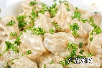 晚餐吃12个肉饺子1个烧饼会不会胖?
