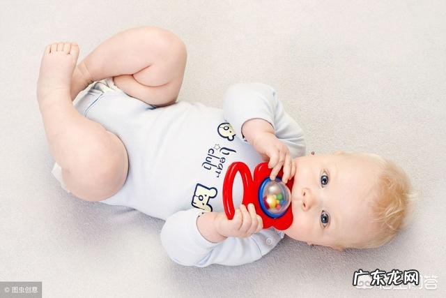 六个月儿童适合什么玩具?